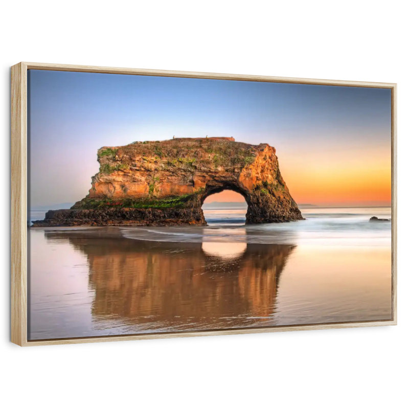 Pont naturel à Santa Cruz, Cadre flottant en bois naturel, 43 po x 29 po