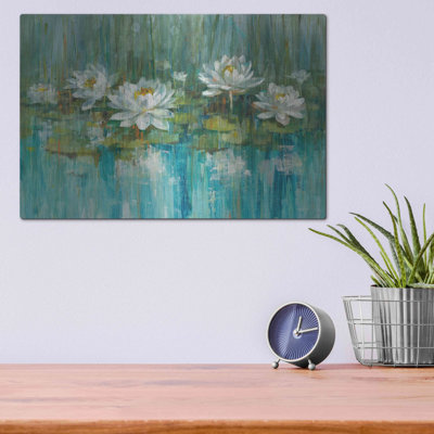 Art mural en métal «Water Lily Pond» par Danhui Nai, Luxe