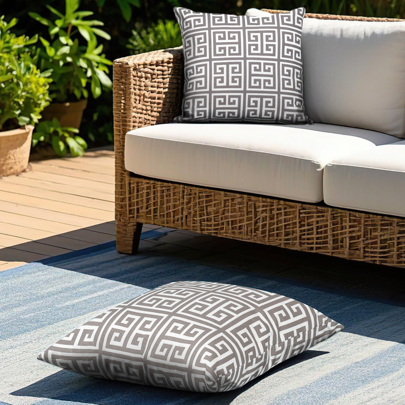 Outdoor Patio Water-Resistant Throw Pillows Set of 2, Meander Pattern, Gray/White Geometric