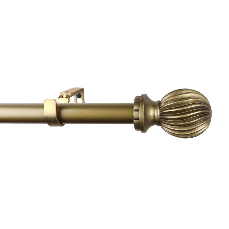 Tringle à rideaux simple réglable Claymore, l 84 po x p 6,75 po, Doré de la Renaissance
