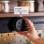 Buffet en bois massif noir et noyer