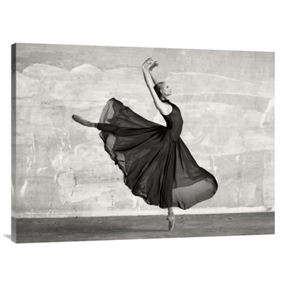 " Ballerina Dancing "