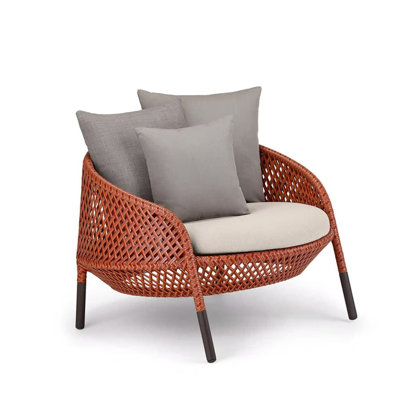 Ahnda Outdoor Lounge Chair