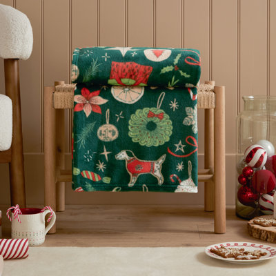  The Seasonal Aisle Festive Treats Throw