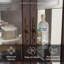 Vitrine lumineuse en verre avec tablettes réglables et 1 tiroir-1773228980