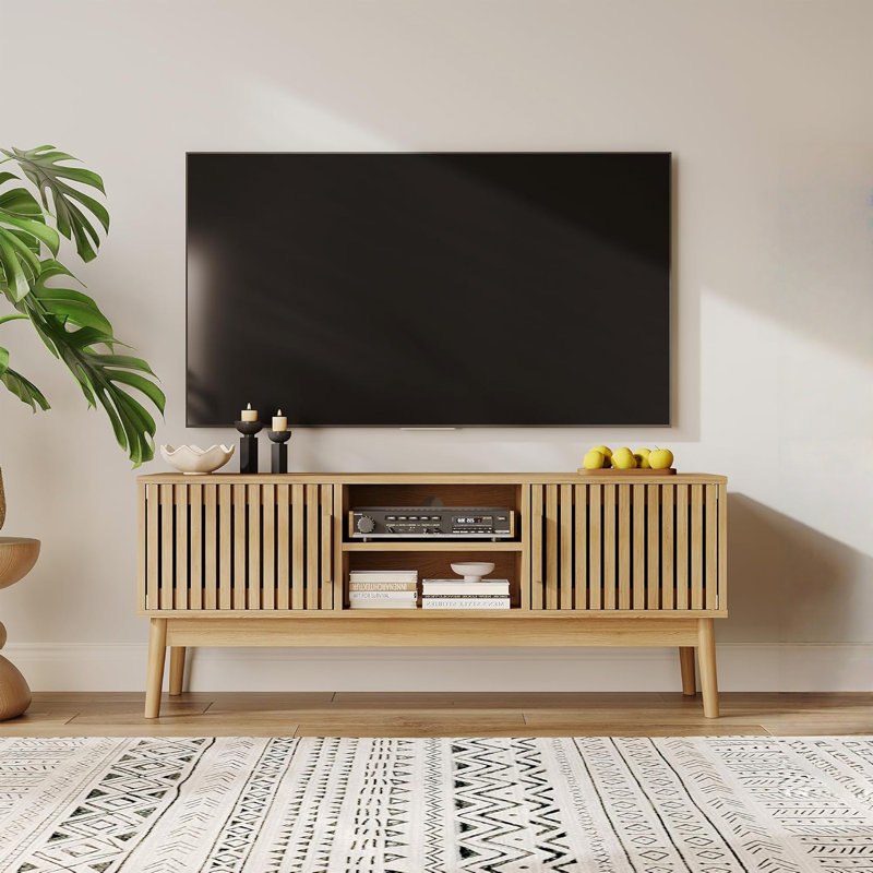 TV Stand for Living Room, Modern Entertainment Center for TVs Up to 50 Inch, Television Console Table with Fluted Door Storage Cabinet and Open Shelves, Natural
