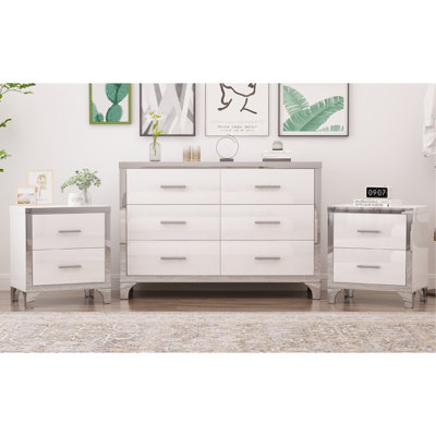 Ensemble 3 pièces, commode et deux tables de chevet avec poignées en métal et décoration en miroir, élégante et subtile, blanc