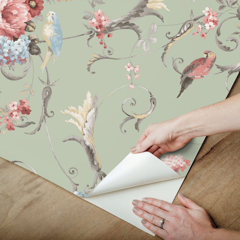 Papier peint floral avec des perroquets et des bouquets de fleurs, Eucalyptus