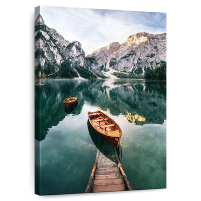 Bateaux Mehar Braies Lake