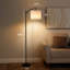 Lampe sur pied 63 po avec ampoule à intensité variable et télécommande