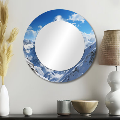 Winter Snowy Peaks V - Miroir mural paysage d'hiver, miroir décoratif rond traditionnel, impression d'art en métal