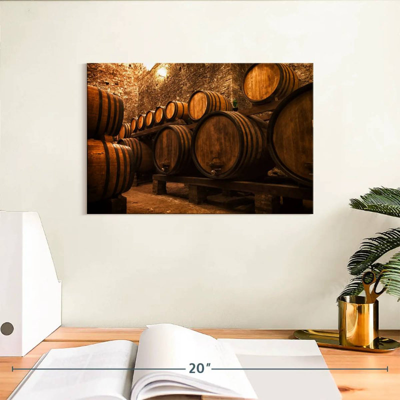 Cave Lilie avec tonneaux à vin, H 8 po x l 12 po