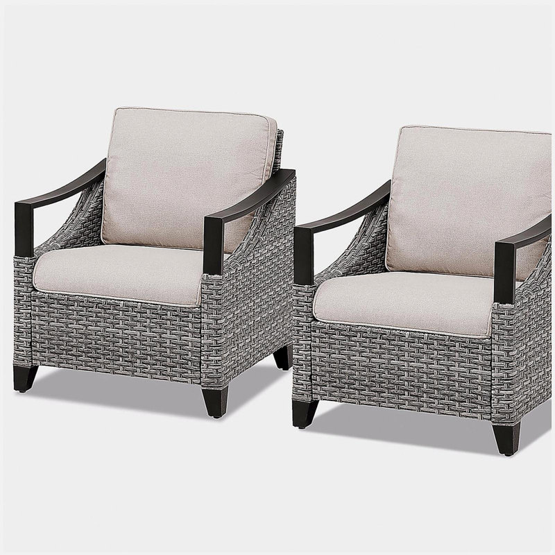 Ensemble de 2 chaises longues d'extérieur en osier gris avec coussins beiges pour véranda ou terrasse