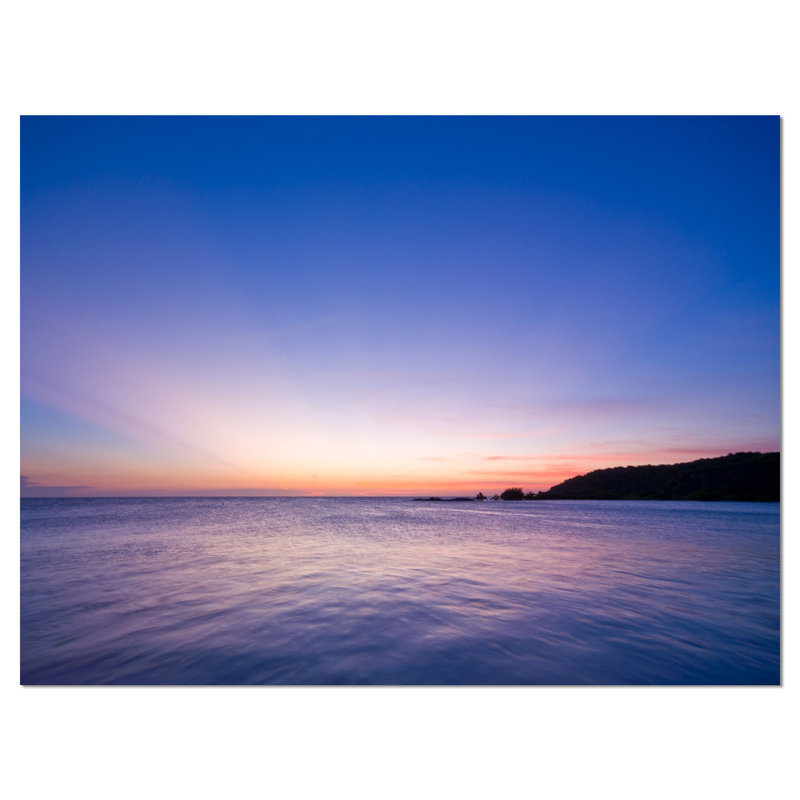 Ciel bleu vif et les eaux à coucher de soleil grand shore, reproduction de photo sur toile tendue, H 30 po x l 40 po x P 1 po