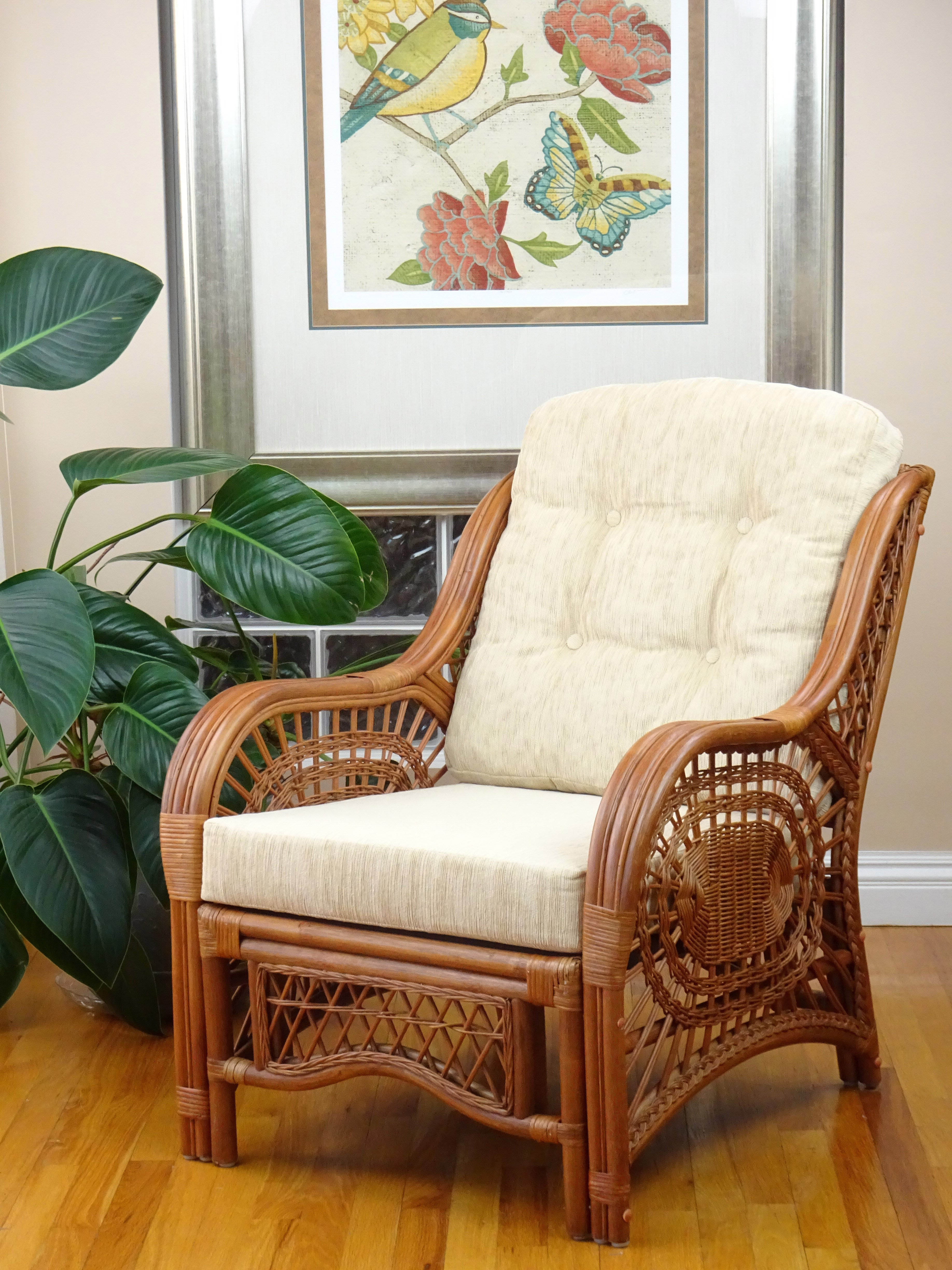 https://assets.wfcdn.com/im/47075440/compr-r85/6969/69695775/utterback-upholstered-armchair.jpg