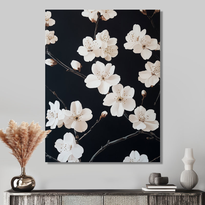 Branche de fleurs ivoire I - Décoration murale florale en métal, H 32 po x l 16 po