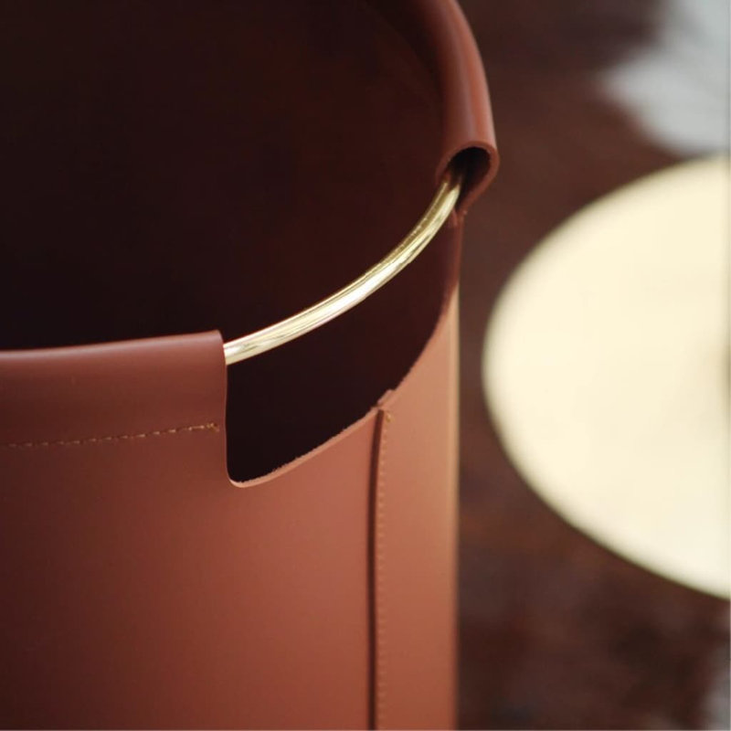 Original Retro Brown Leather Dirty Clothes Bucket, Living Room Storage Bucket Decoration, Bedroom Wardrobe Dirty Clothes Storage Basket For Bedroom, Living Room Or Closet Organization