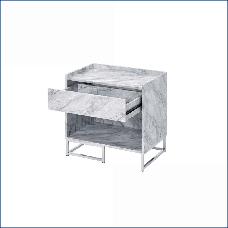 Table basse blanche en faux marbre avec base en métal chromé, 1 tiroir et rangement ouvert pour le salon