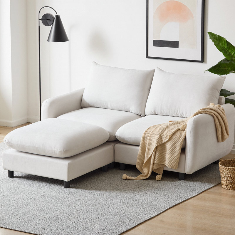 Canapé modulaire en forme de L 69 po avec repose-pieds, canapé 3 places avec structure en bois d'eucalyptus massif, revêtement en tissu sable blanc pour les petits espaces de vie