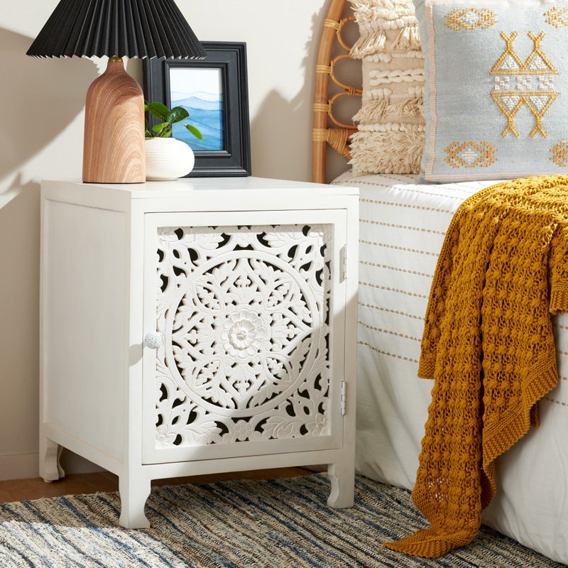Farroh 18'' W Nightstand
