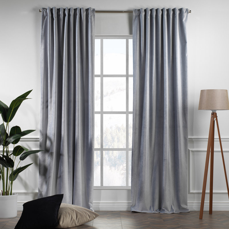 Decorative Double Panel in Matt, Extra Wide X Extra Long, L 52 po x L 84 po, 66 Argent