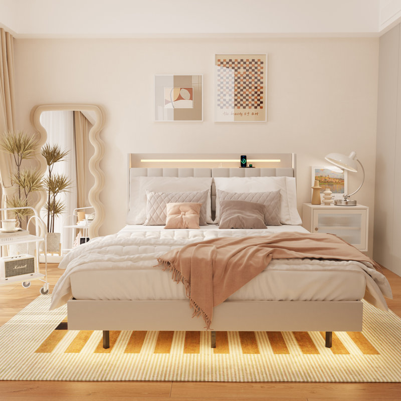 Lit plateforme tapissier Natricia, Très grand, Beige