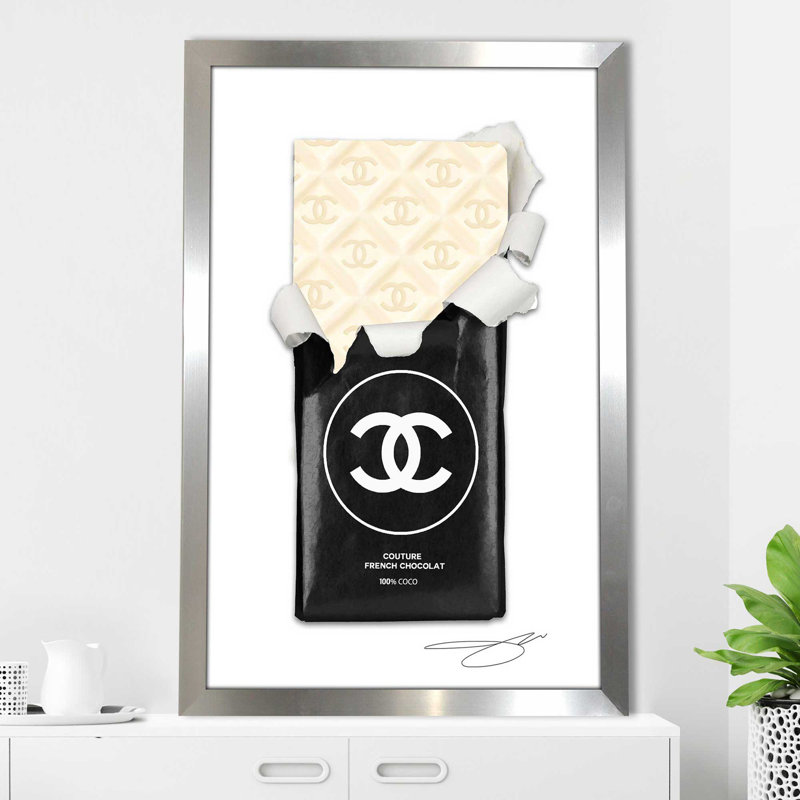 Craving Coco (Vertical) par By Jodi - impression, Encadrement argenté, H 49,5 po x l 33,5 po x P 1 po