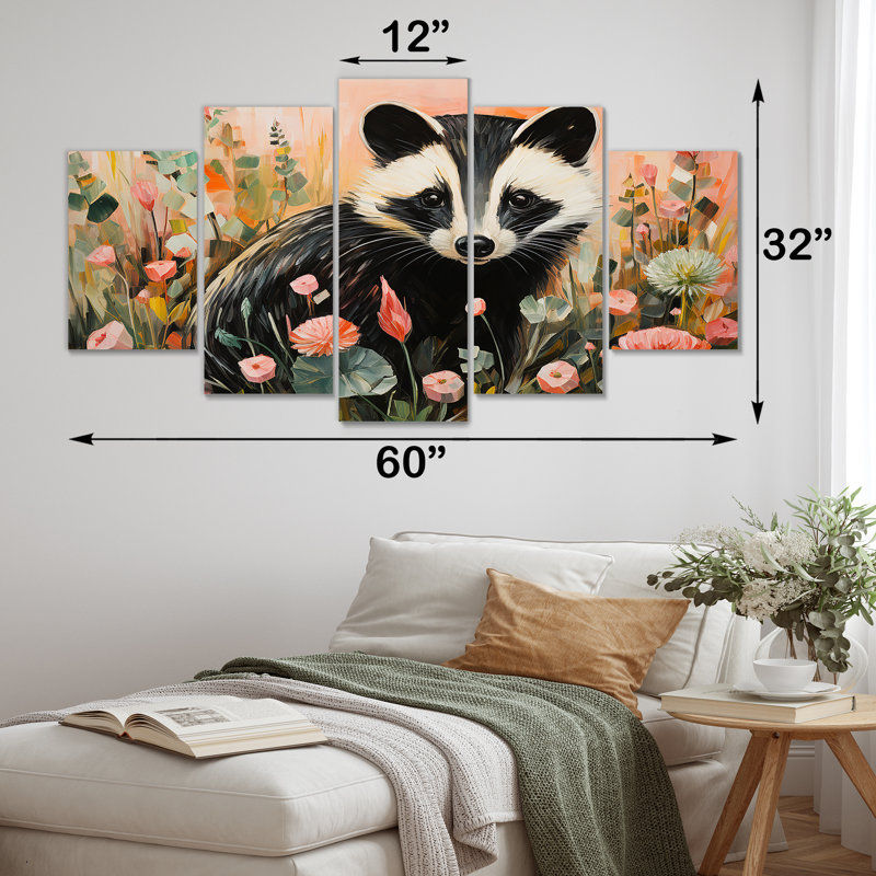 «Black Playful Skunk Floral Meadows I» - ensemble de décoration murale Skunk Multipanel