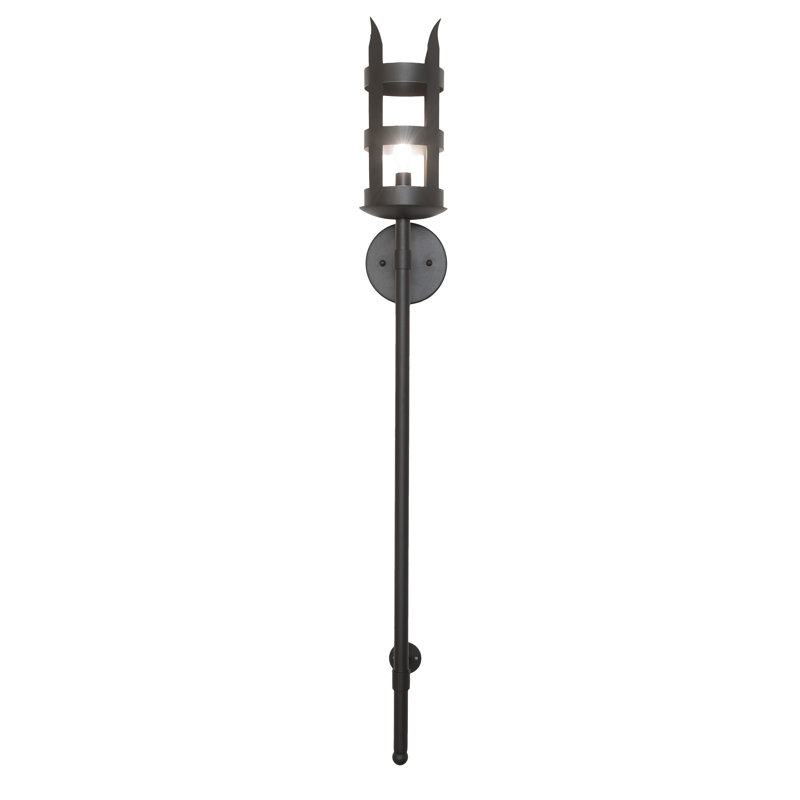 Middleburry 1 - Light Wallchiere