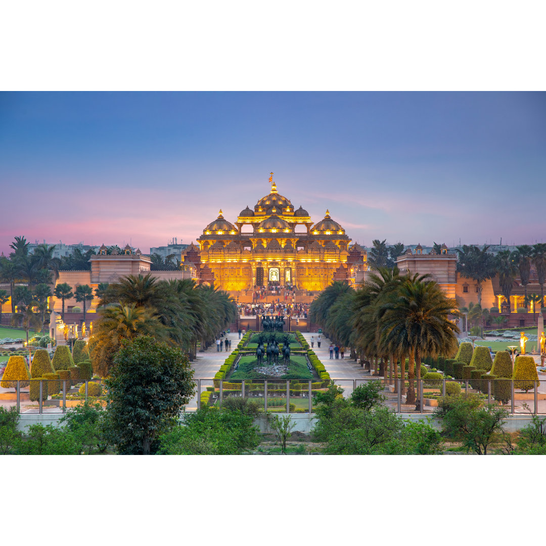 Leinwandbild Akshardham Temple At Night