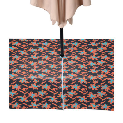 Outlined Flowers Water Repellent Tablecloth