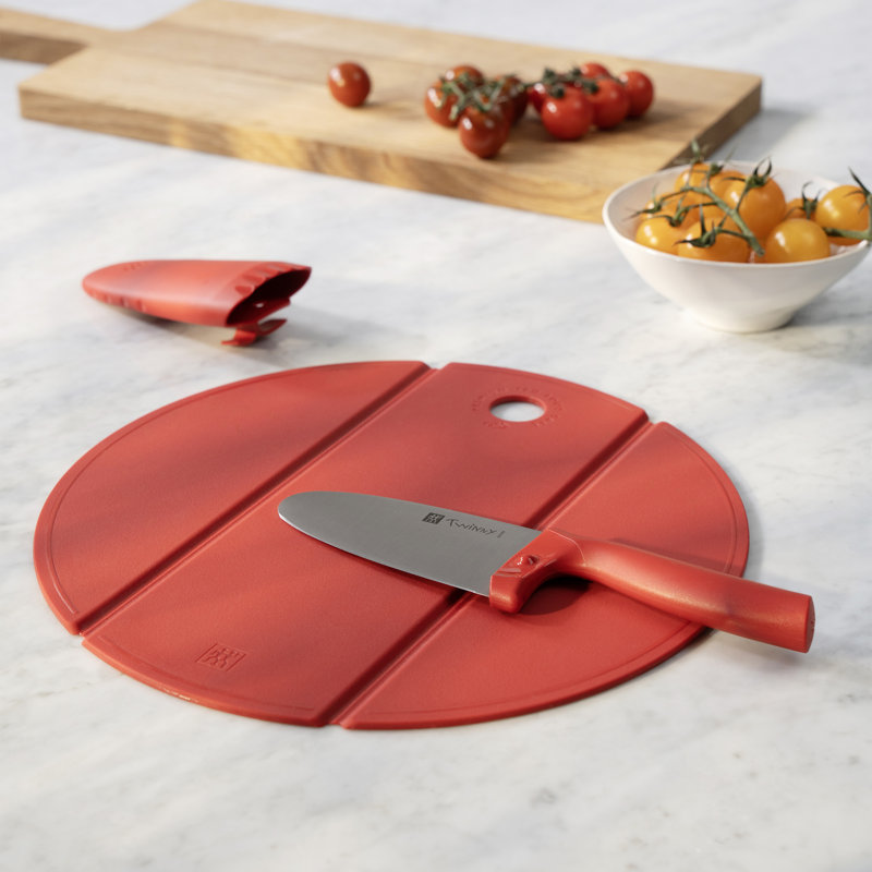 ZWILLING TWINNY Kids Chef’S Knife And Silicone Cutting Board 2-Pc Set, Red