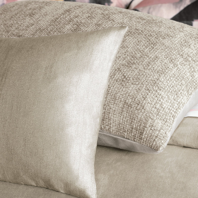 Alma Bedding, Super Queen Duvet Cover + 4 Shams + 1 Bed Pillow