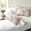 Ensembles de literie en satin de coton corail éclatant, style bord de mer pour le décor de la chambre à coucher