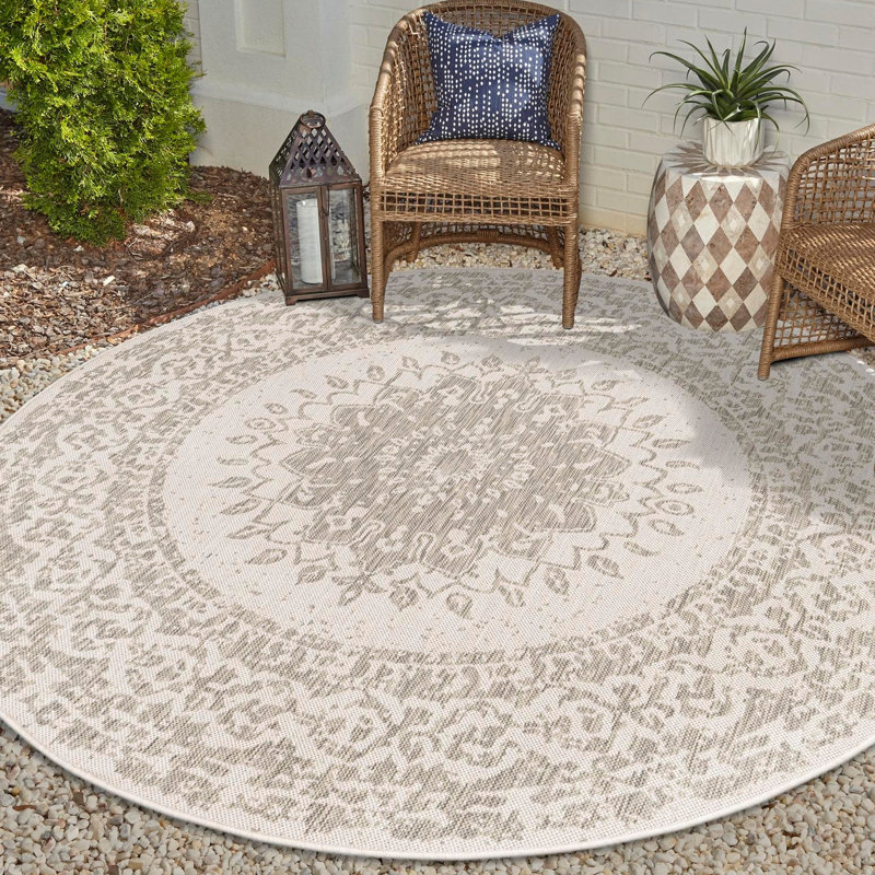Ornate Lamotte Indoor/Outdoor Area Rug, Round 6'1"
