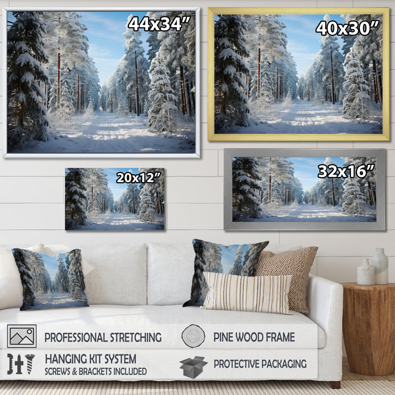 Winter Snowy Evergreen III - Paysage d'hiver, impressions encadrées, H 34 po x l 44 po x P 1,5 po, Encadrement argenté