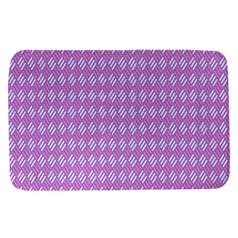 Tapis pour salle de bain diamants Kitterman, l 17 po x L 24 po, Mauve / Rose