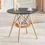 Table de salle à manger circulaire de 31,5 pouces de diamètre, plateau en panneau de fibres à densité moyenne noir, pieds en bois massif, avec structure de panier de rangement suspendue. Une table basse décontractée pouvant accueillir de 2 à 4 personnes.-253913172