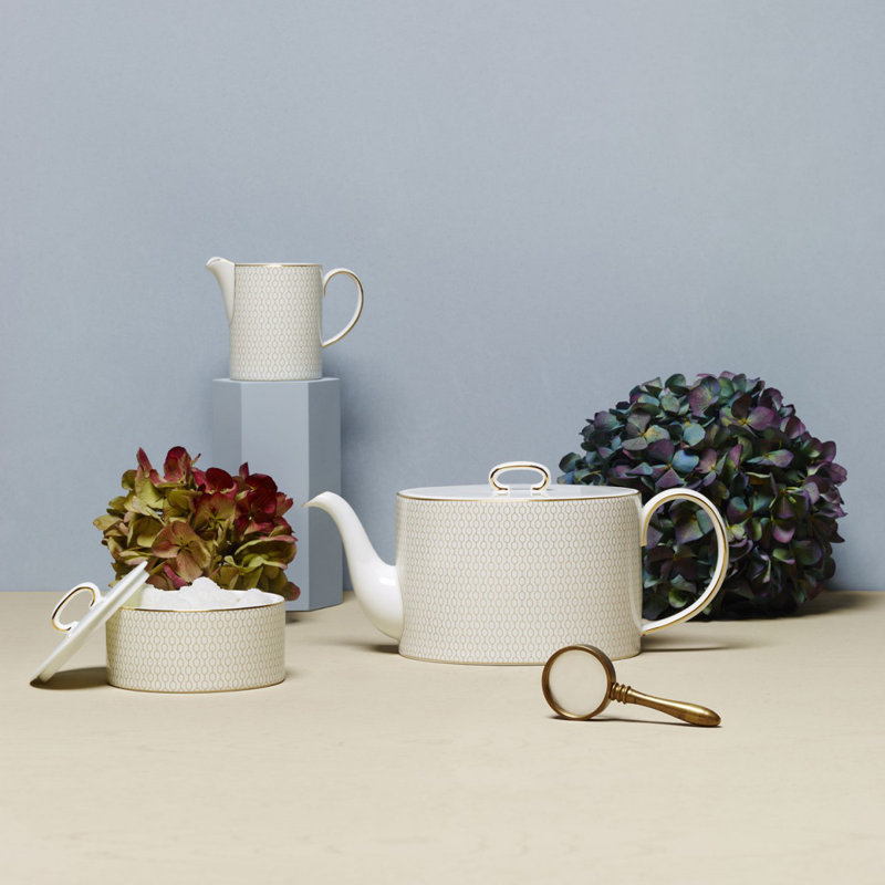Gio Gold 31.7floz Teapot