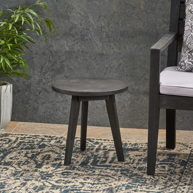 Table d'appoint d'extérieur - Table de bout en bois gris foncé de style marina. Dessus massif, carré de 15,44 po, poids de 5,52 lb, base à trois pieds en gris. Design moderne, capacité ronde de 50 lb