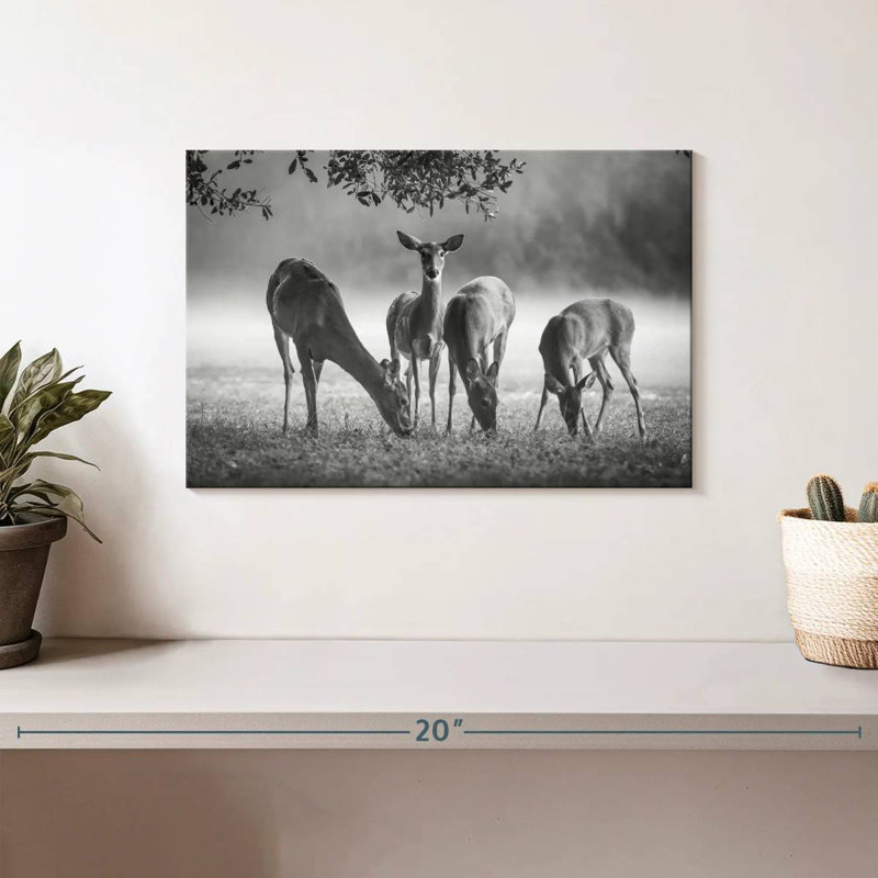Vigilant Grazing Deer, 8" H x 12" W
