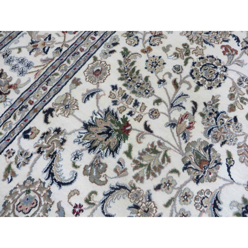 8 x 10'2 Hand Knotted Ivory Fine Nain With Silk Oriental Rug G14808