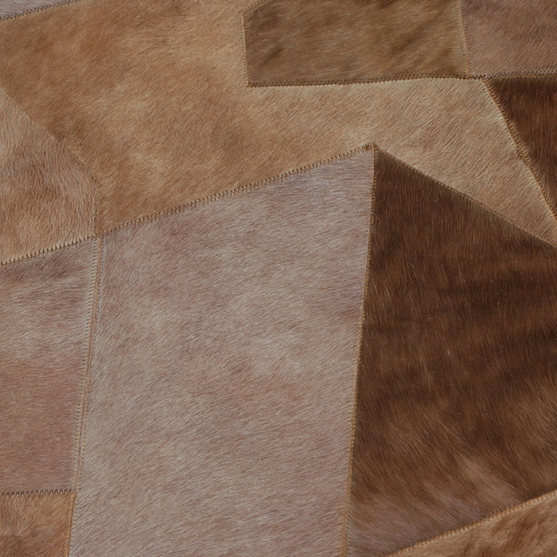 Fragments Rug - Pink Clay 2.5m – 8’2” Diameter, Round 4'11"