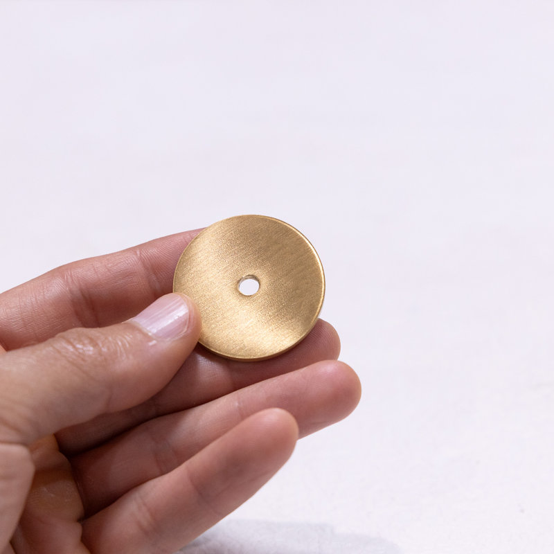 Contre-plaque ronde moderne à boutons (paquet de 10)