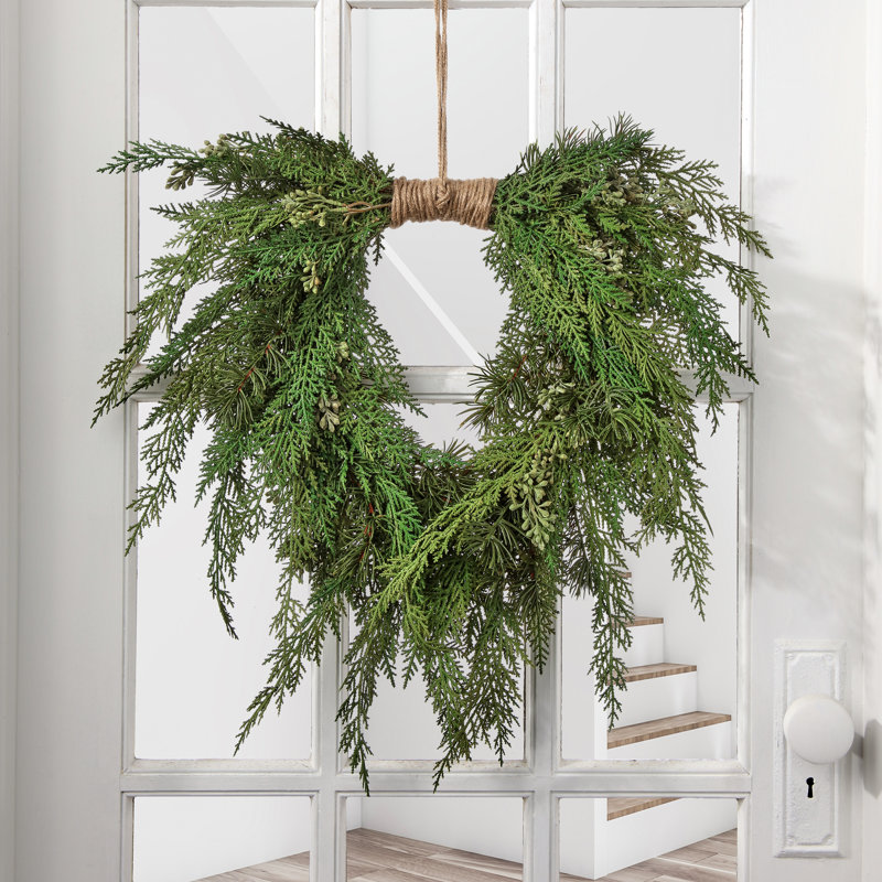 Couronne en polyéthylène Natural Touch, H 22,05 po x l 22,05 po x P 5,91 po