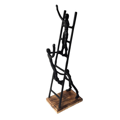 Taelynne Figurines & Sculptures