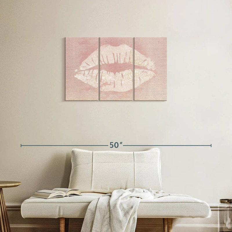 Shuttleworth Glitter Lips, 20" H x 33" W
