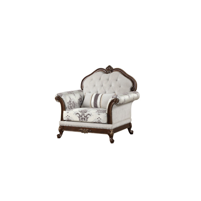 Traditional Style Button Tufted Chair