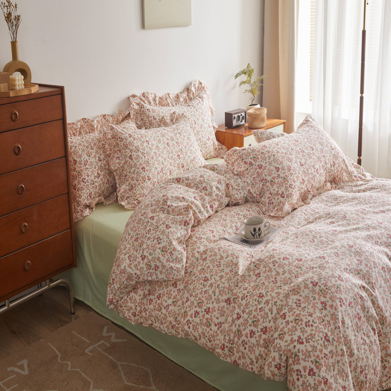 Microfiber Floral Print Comforter Set, Full Comforter + 2 Pillowcases