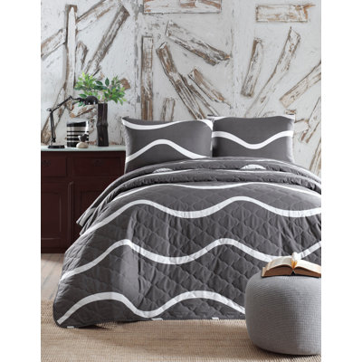 Cotton Geometric Shapes Coverlet